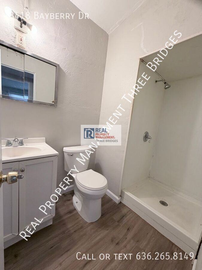 8418 Bayberry Dr - Photo 3 of 15