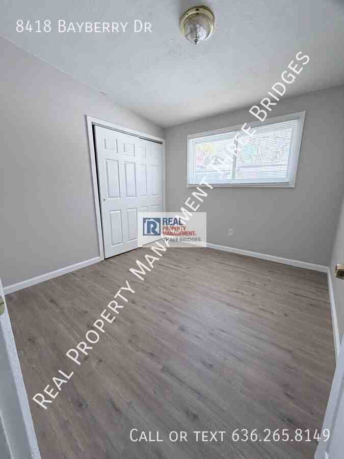 8418 Bayberry Dr - Photo 5 of 15