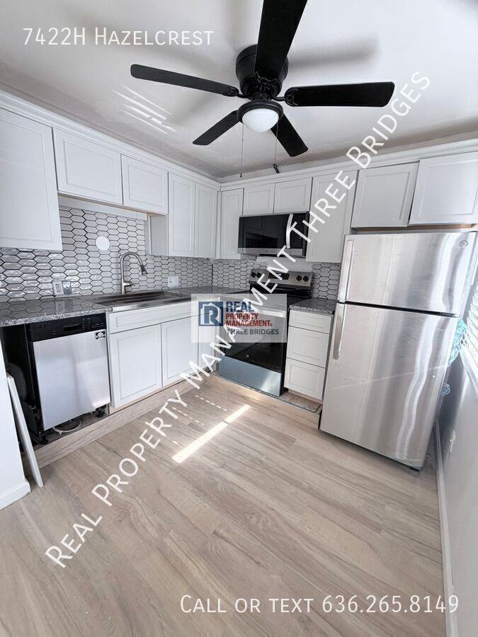 7422 Hazelcrest Dr Apt H - Photo 7 of 8