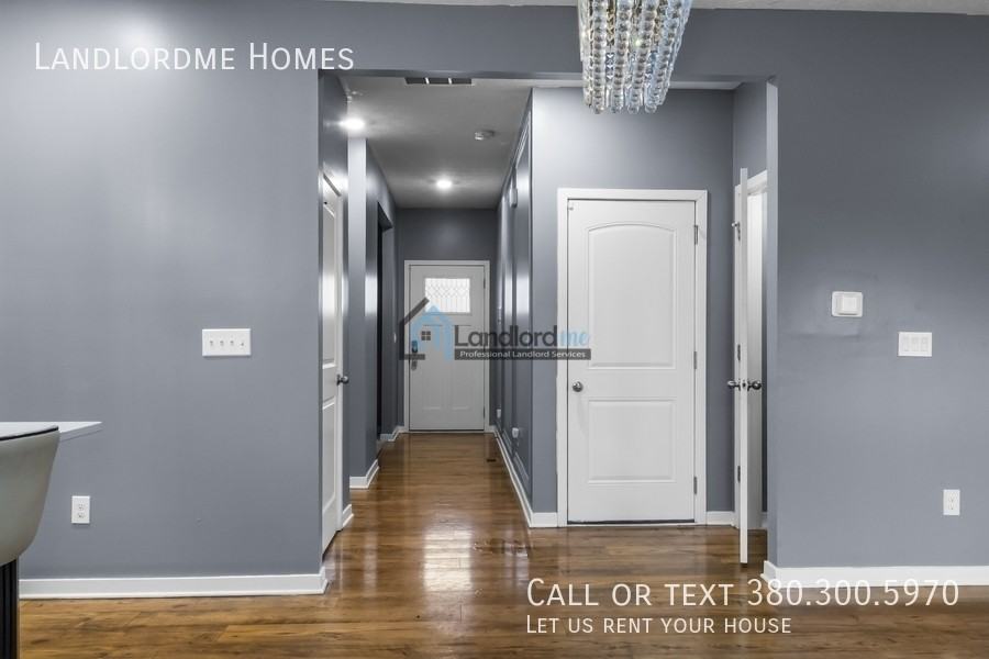 4301 Holstein Dr - Photo 3 of 29