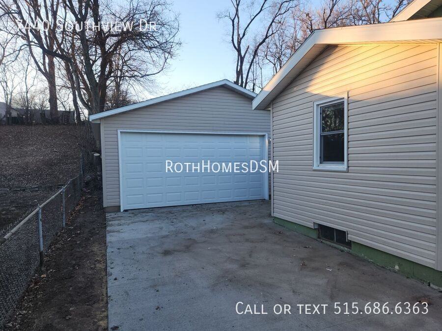 7440 Southview Dr - Photo 2 of 14