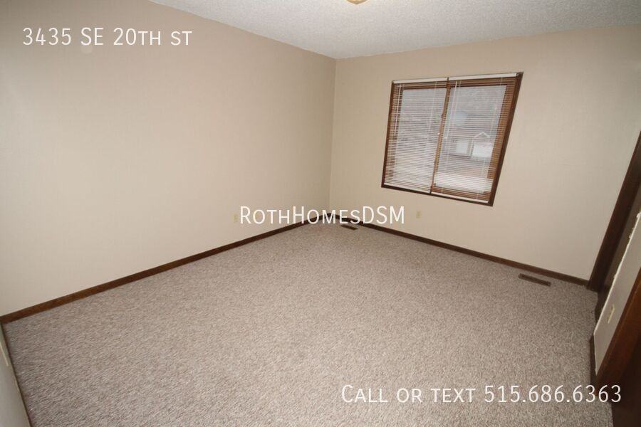 3435 Se 20th St - Photo 6 of 15