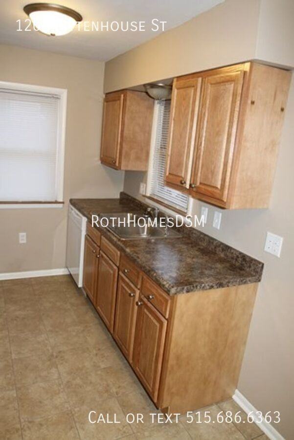 1201 Rittenhouse St - Photo 4 of 12