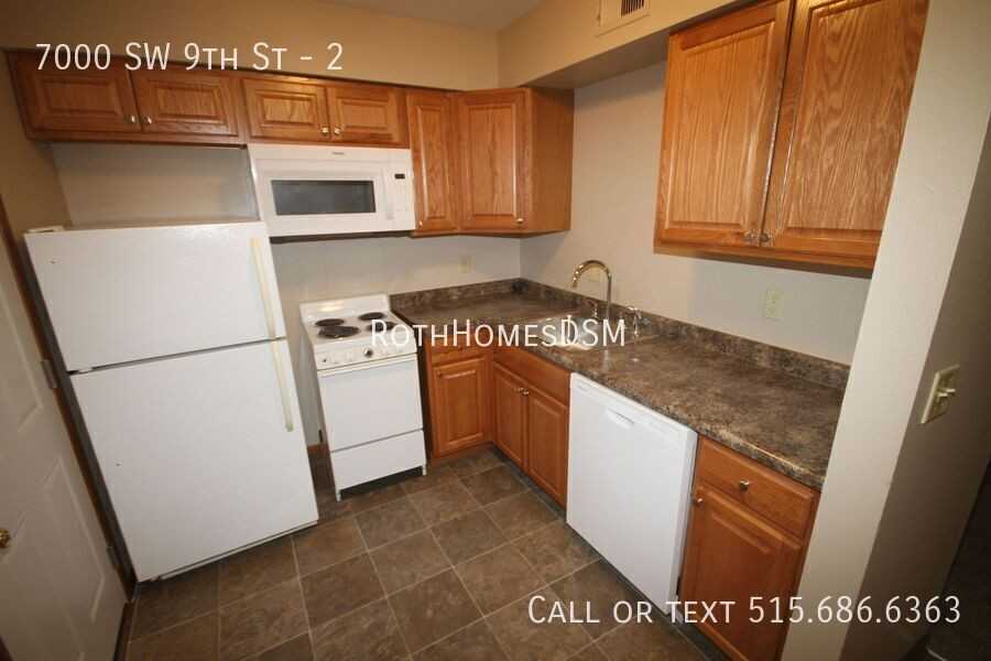 7000 Sw 9th St #2 - Photo 4 of 13