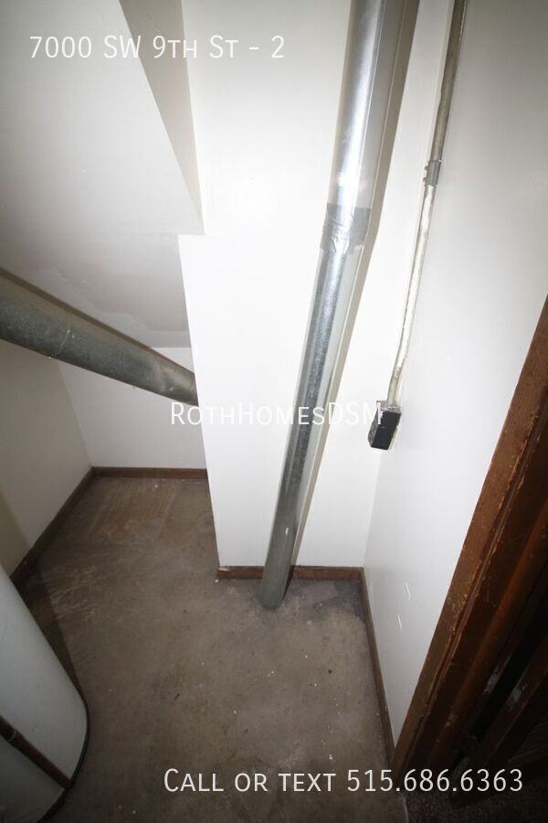 7000 Sw 9th St #2 - Photo 6 of 13