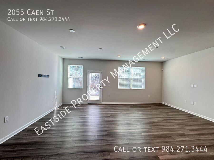 2055 Caen St - Photo 7 of 21