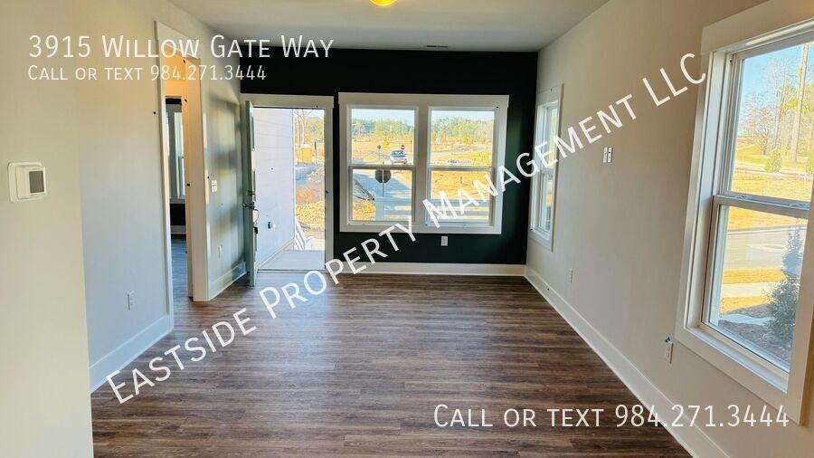 3915 Willow Gate Way - Photo 7 of 29