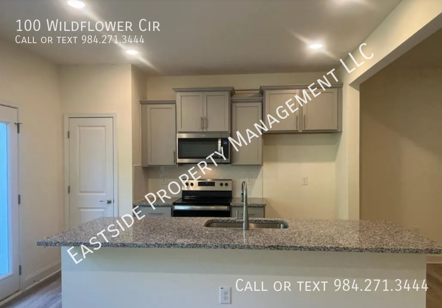 100 Wildflower Cir - Photo 3 of 14