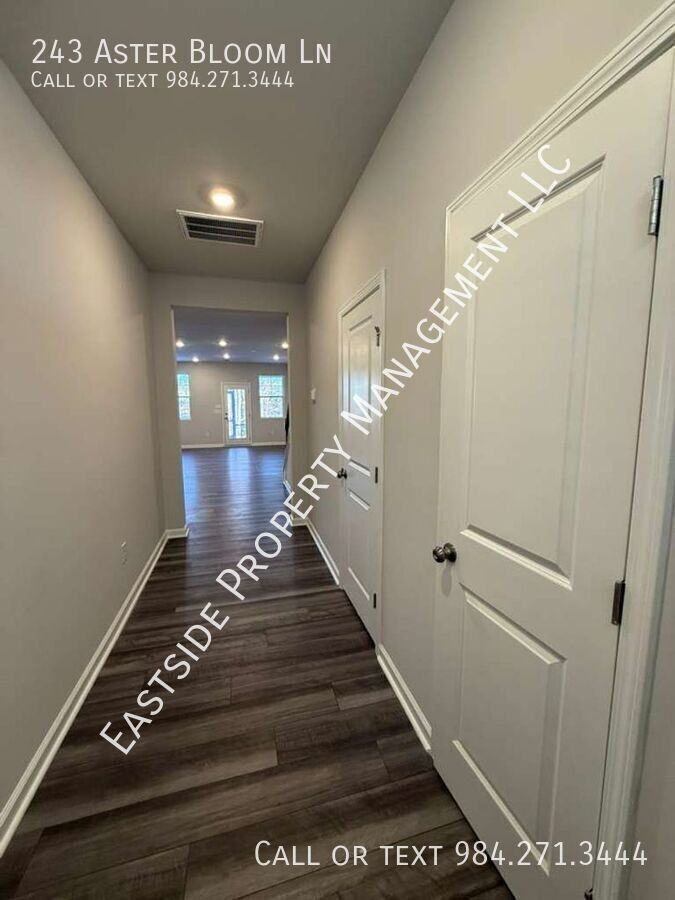 243 Aster Bloom Ln - Photo 2 of 20