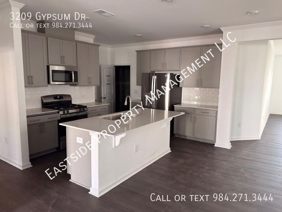 3209 Gypsum Dr - Photo 2 of 18
