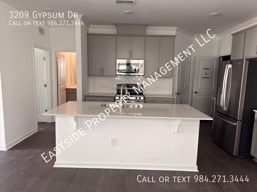 3209 Gypsum Dr - Photo 3 of 18