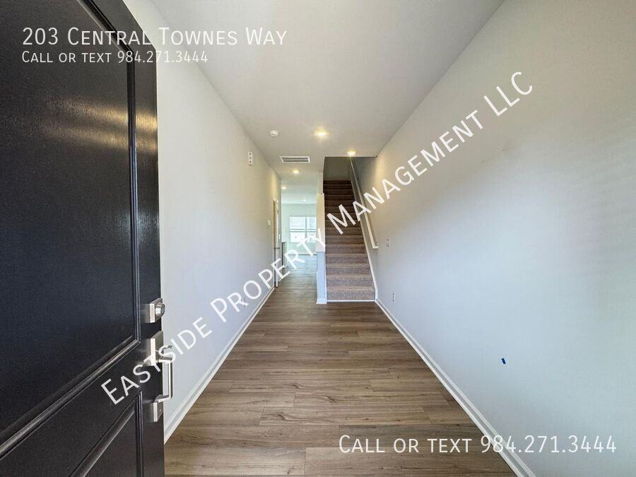 203 Central Townes Way - Photo 2 of 22