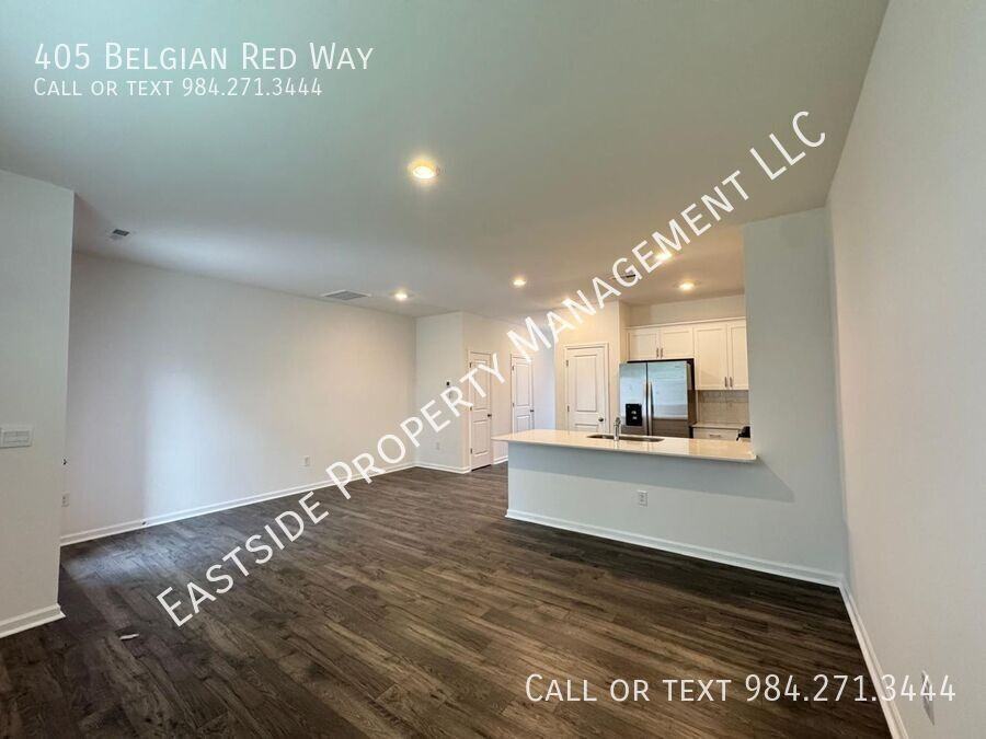 405 Belgian Red Way - Photo 4 of 21