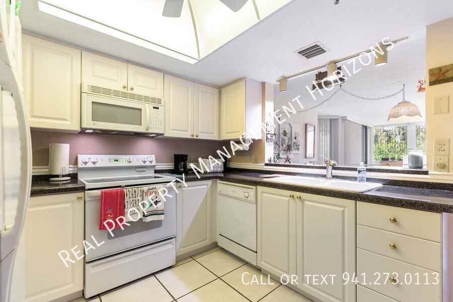 5135 Gulf Of Mexico Dr #103 - Photo 7 of 25