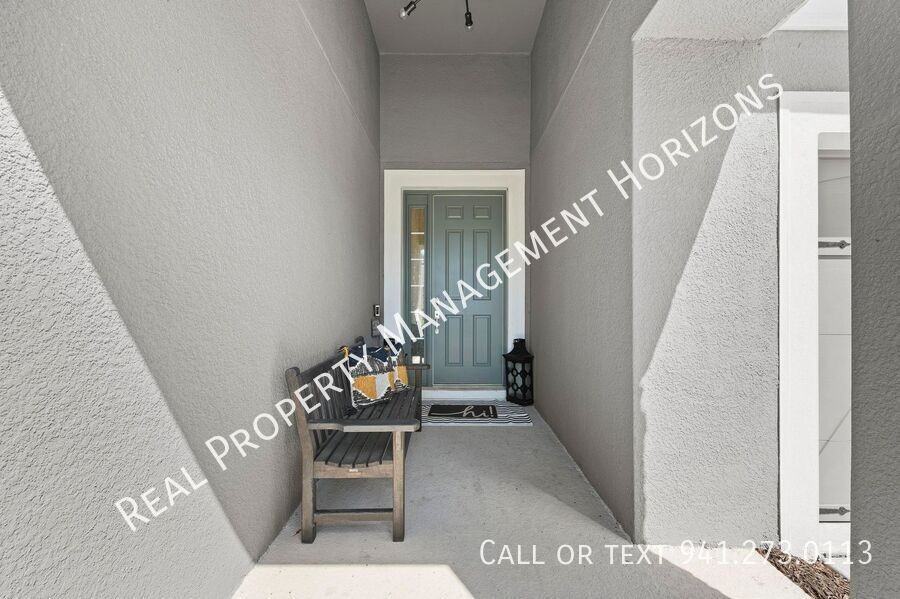 4430 Pond Brook Ct - Photo 3 of 50