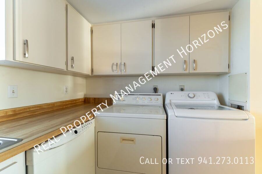 4813 Independence Dr - Photo 6 of 25