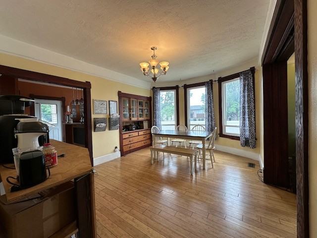 4704 N Lacey St #3 - Photo 4 of 13