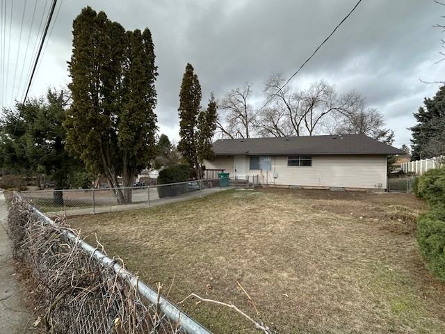 1019 N Bowdish Rd #1 - Photo 2 of 16