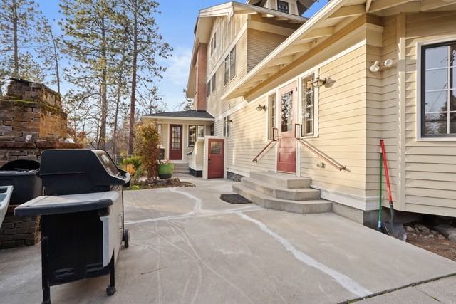 2407 S Garfield Rd - Photo 4 of 47