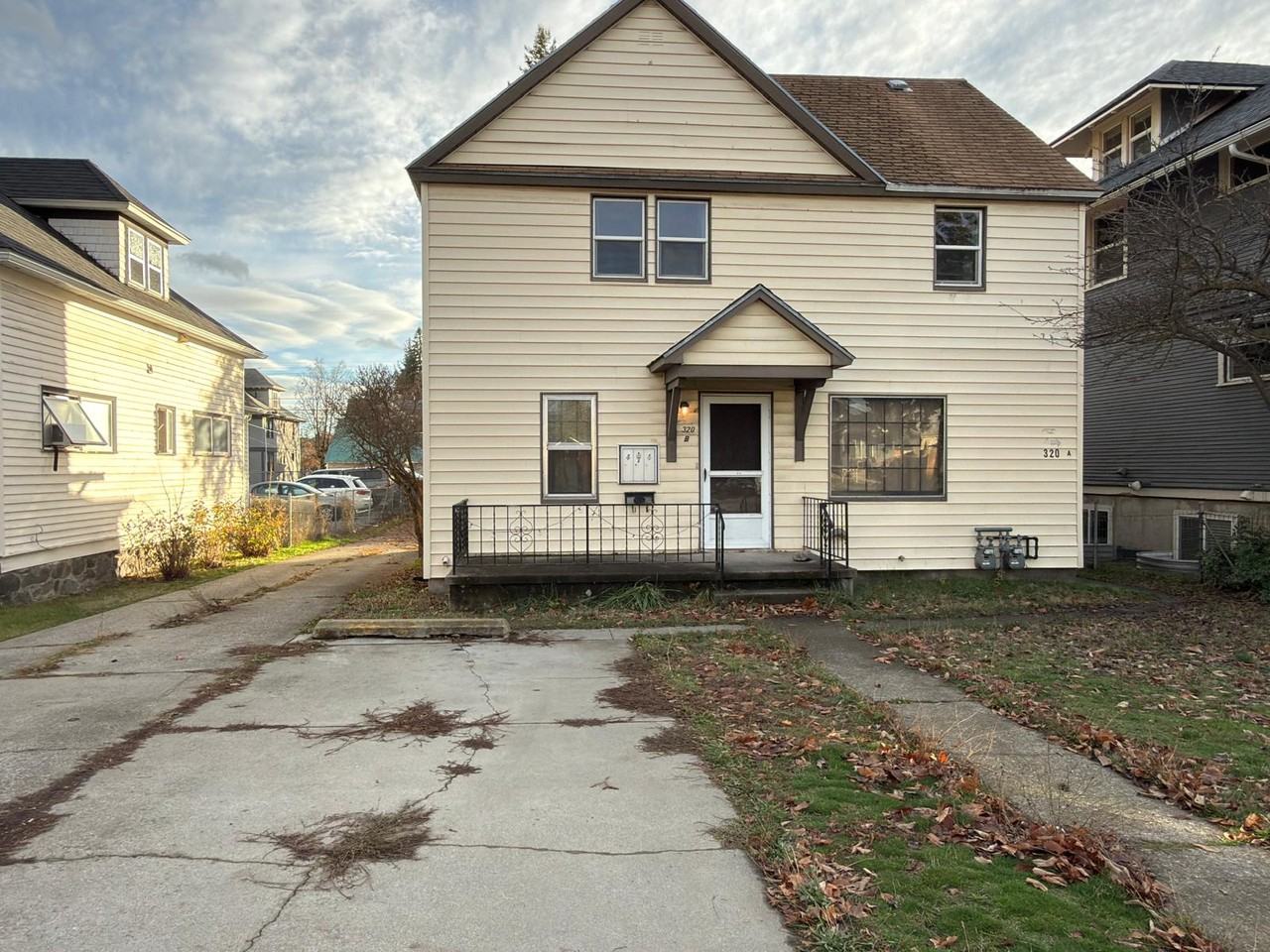 320 E Indiana Ave #B