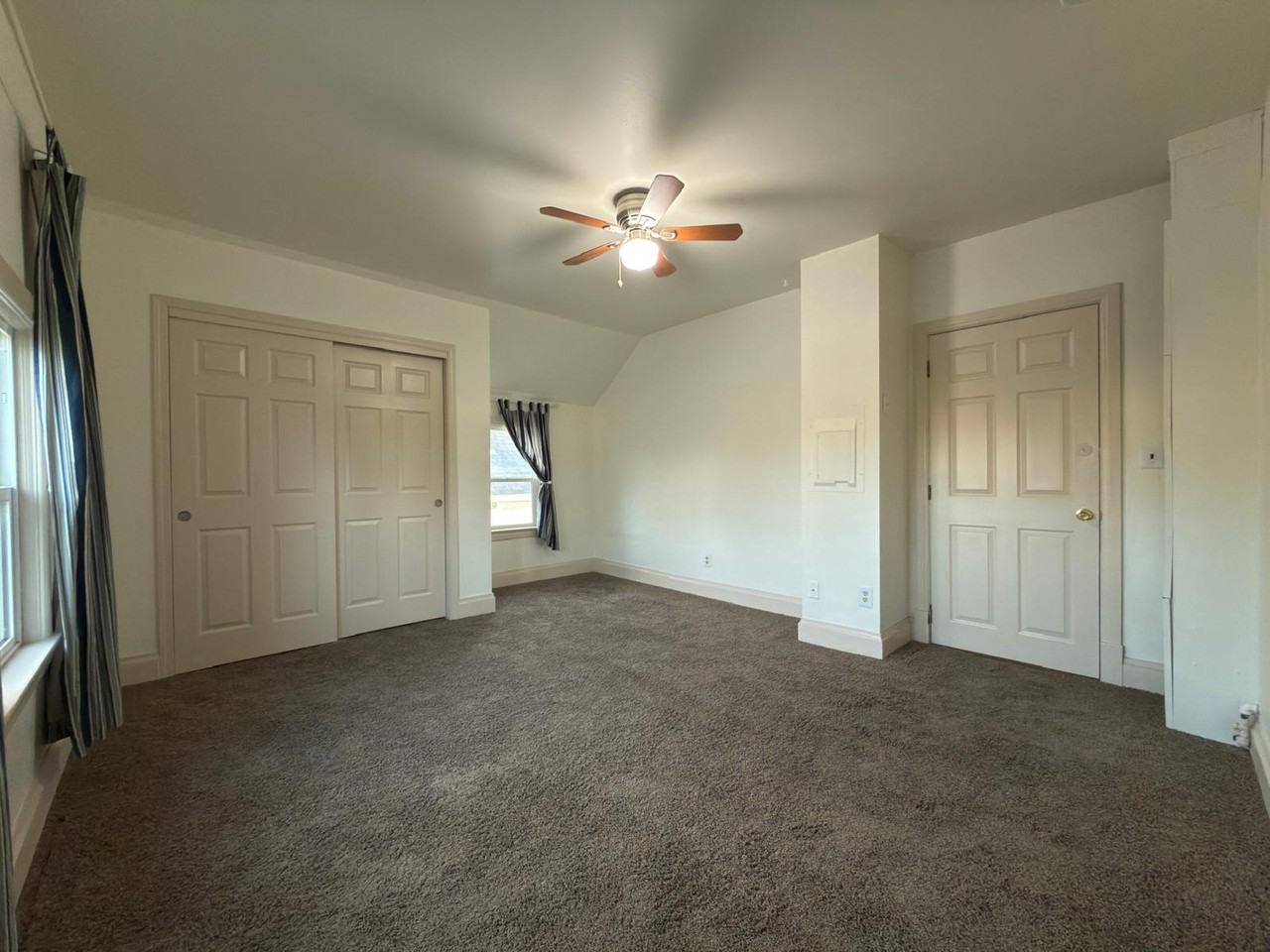 320 E Indiana Ave #A - Photo 2 of 6