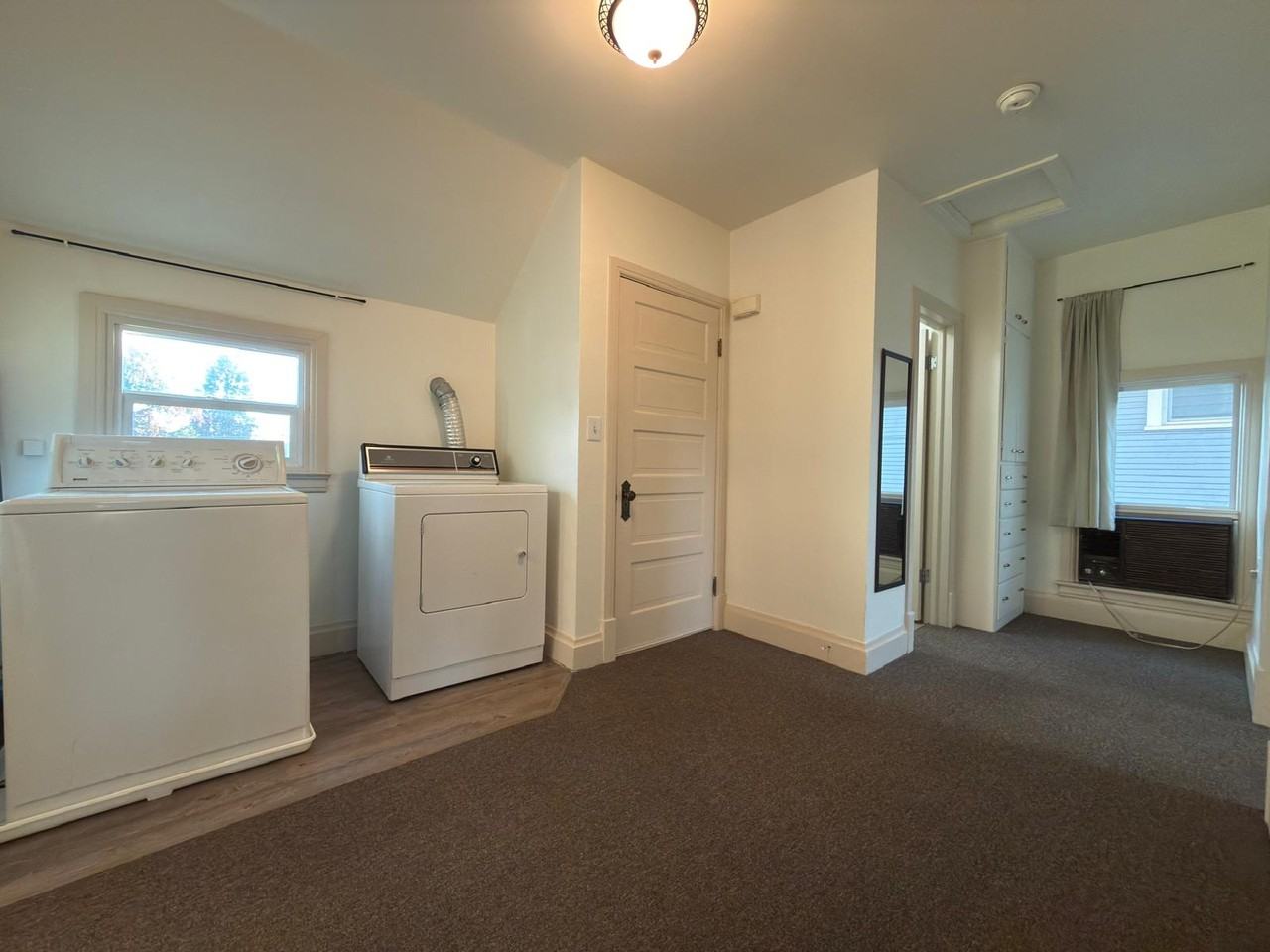 320 E Indiana Ave #A - Photo 6 of 6