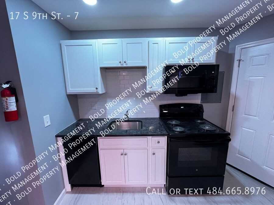 17 S 9th St #7 - Photo 2 of 9