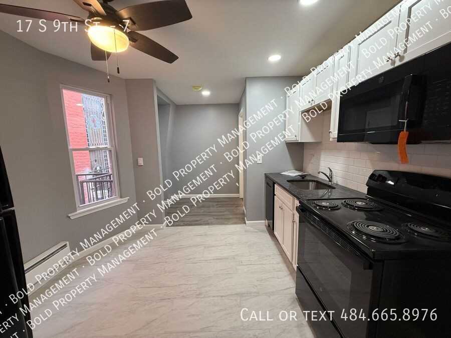 17 S 9th St #7 - Photo 3 of 9