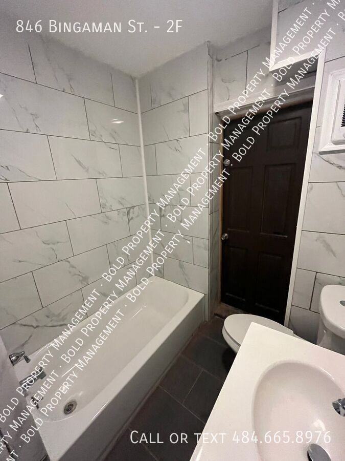 846 Bingaman St #2F - Photo 2 of 5