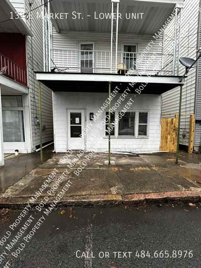 139 E Market St - Photo 2 of 10