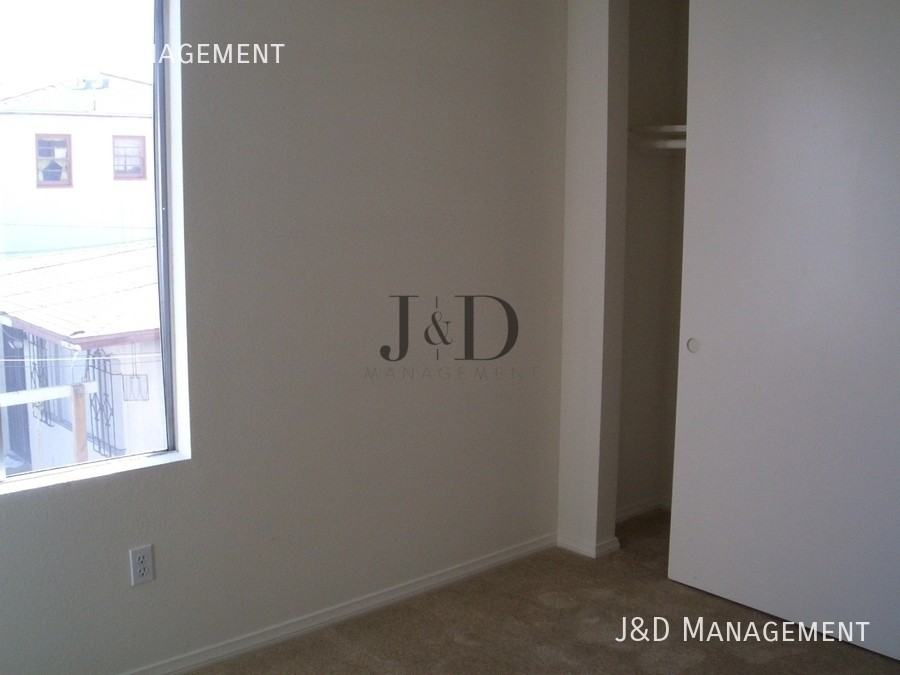 4260 44th St #216 - Photo 7 of 16