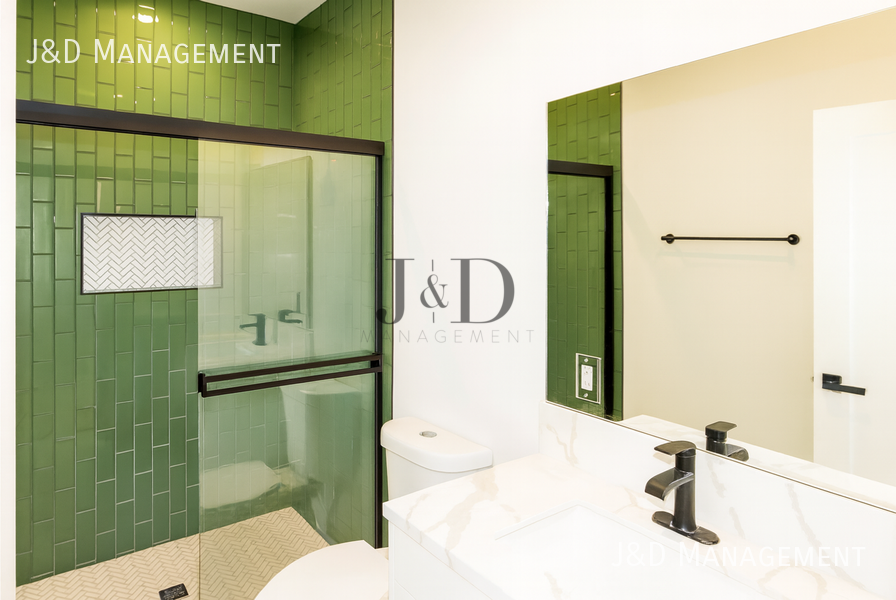 6256 Stewart St - Photo 6 of 24