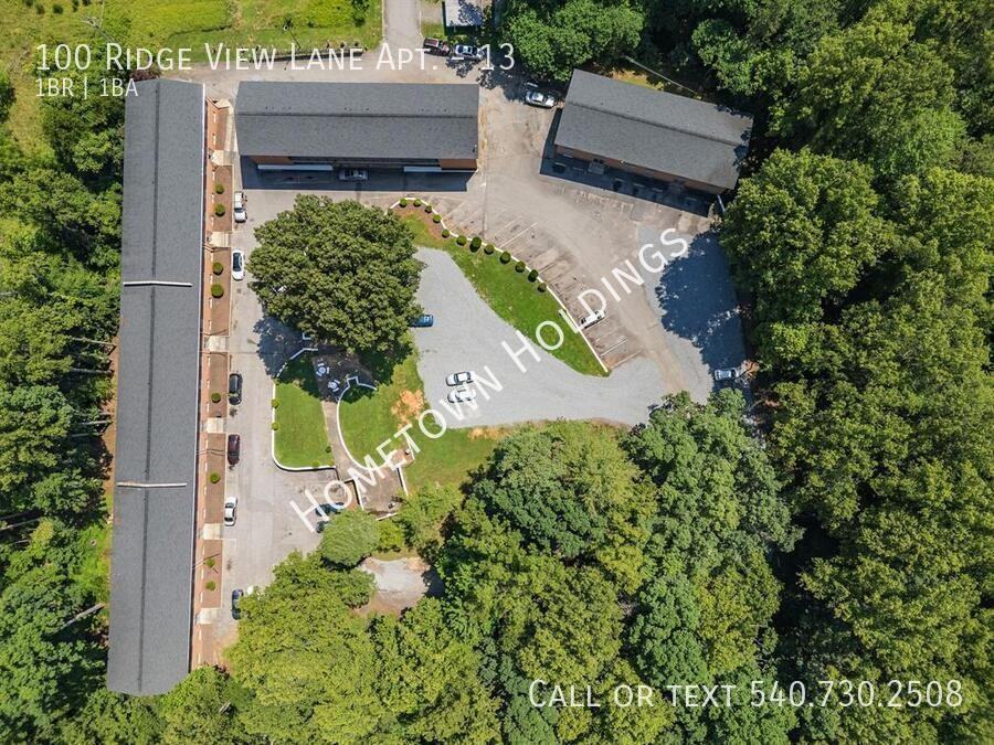 100 Ridgeview Ln #13