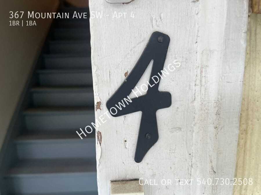 367 Mountain Ave Sw #4 - Photo 2 of 9