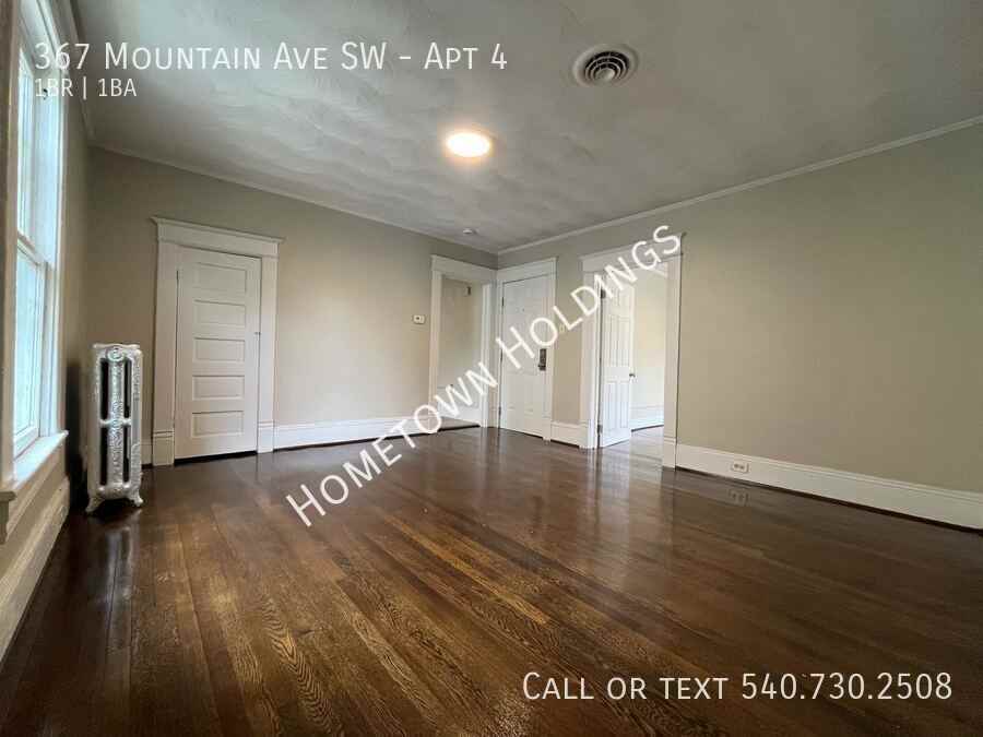 367 Mountain Ave Sw #4 - Photo 5 of 9