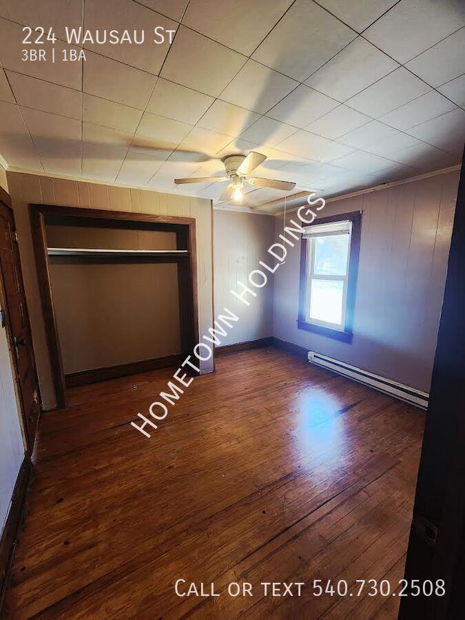 224 Wausau St - Photo 7 of 19