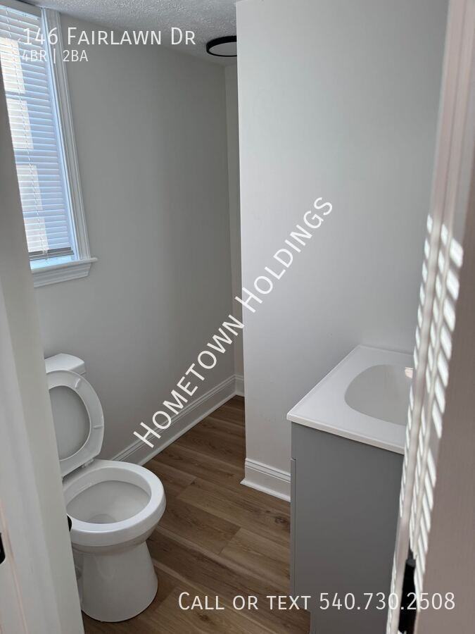 146 Fairlawn Dr - Photo 4 of 15