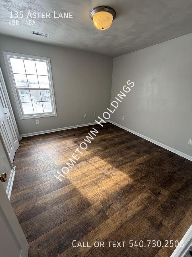 135 Aster Ln - Photo 3 of 15