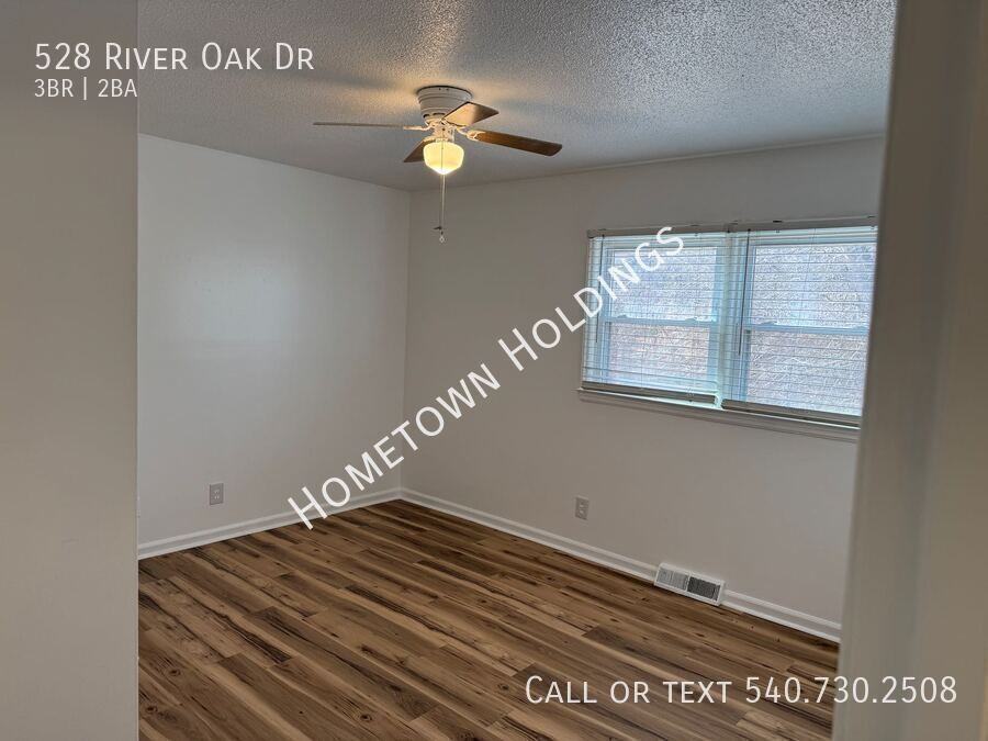 528 River Oak Dr - Photo 3 of 12