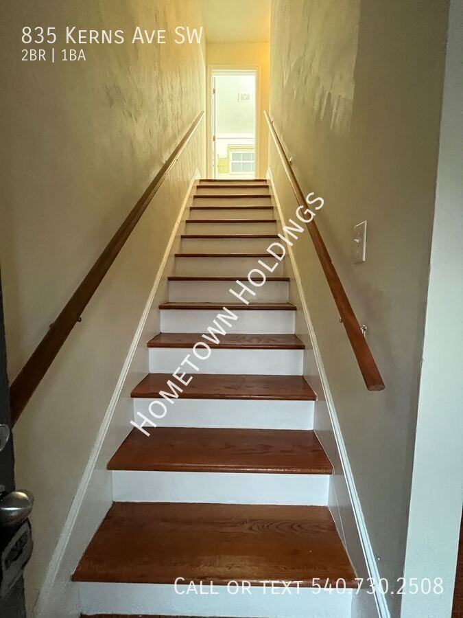 835 Kerns Ave Sw - Photo 7 of 13