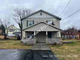 featured image of 314 Bowman St