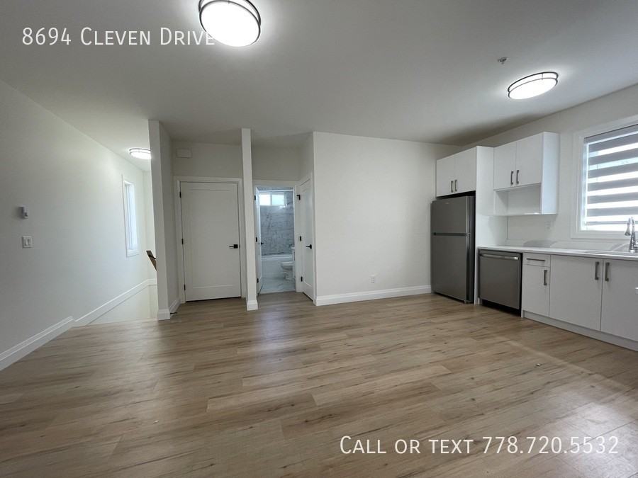 8694 Cleven Dr #2 - Photo 4 of 19