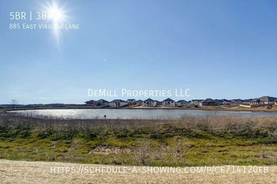 885 E Virginia Ln - Photo 4 of 28