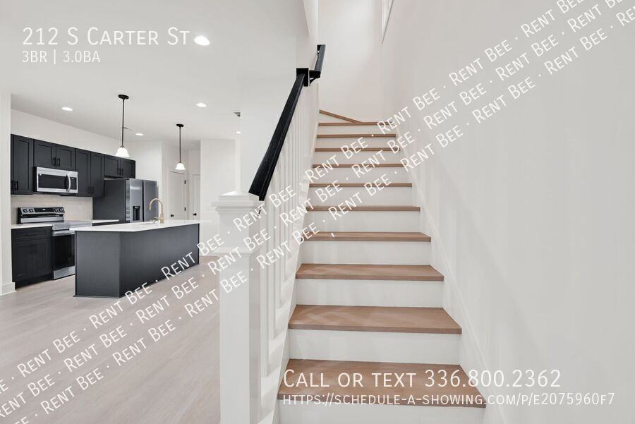 212 S Carter St - Photo 6 of 39