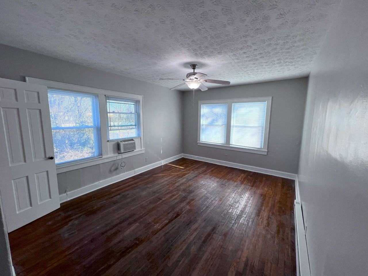 419 Belmont Ave #3 - Photo 6 of 8