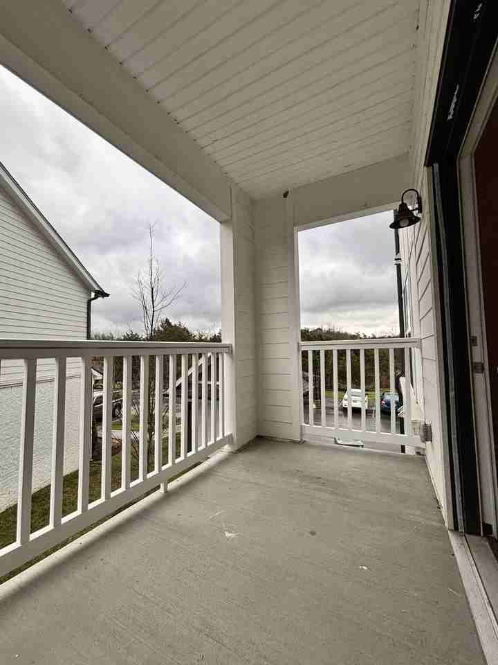 934 Governors Ct #202 - Photo 2 of 17