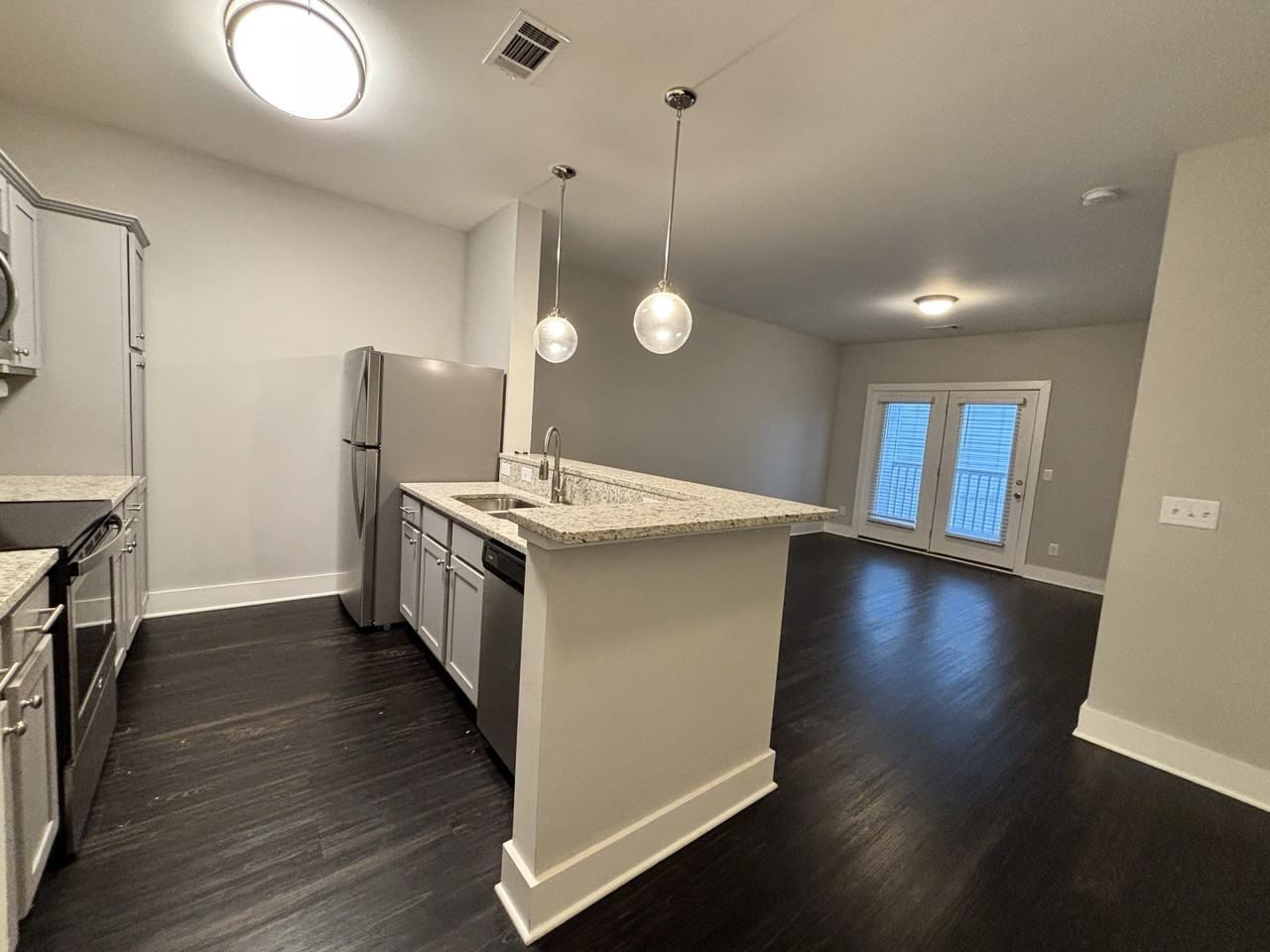 934 Governors Ct #202 - Photo 3 of 17