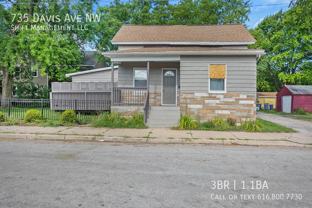 735 Davis Ave Nw - Photo 1 of 1