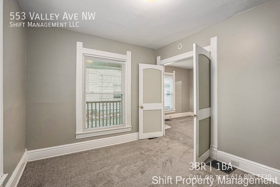 553 Valley Ave Nw - Photo 6 of 15
