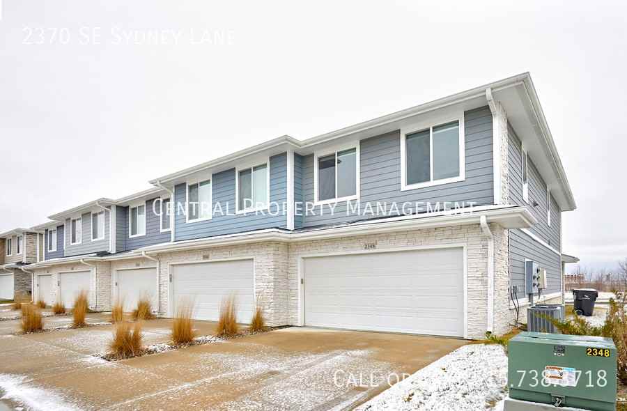 2370 Se Sydney Ln #COPY - Photo 3 of 28